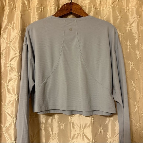 Lululemon Muscle Love Long Sleeve Cropped Shirt Blue Linen Oversized Swiftly - Picture 8 of 14